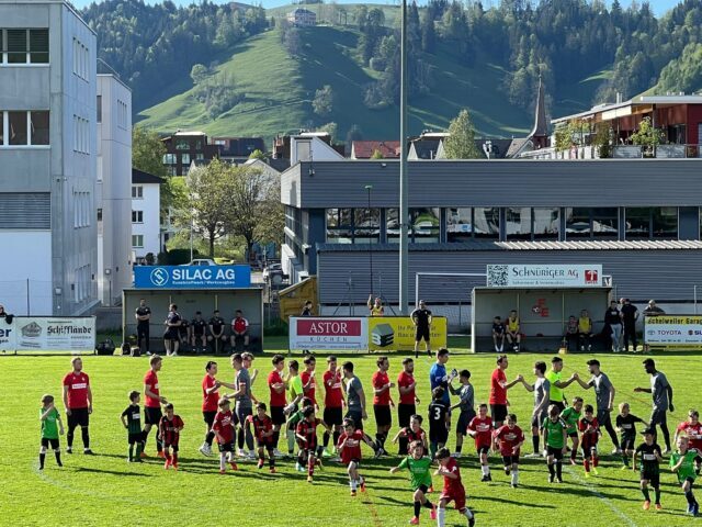 Silac sponsort Junioren des FC Einsiedeln